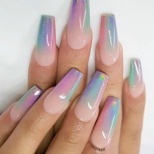 Meet your Posher, Officialmalia